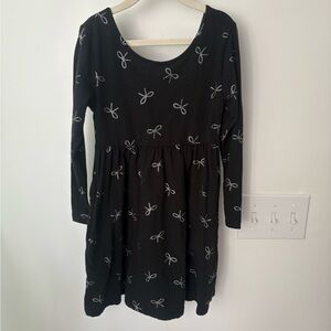 Old Navy scoop neck dress with Bow Pattern